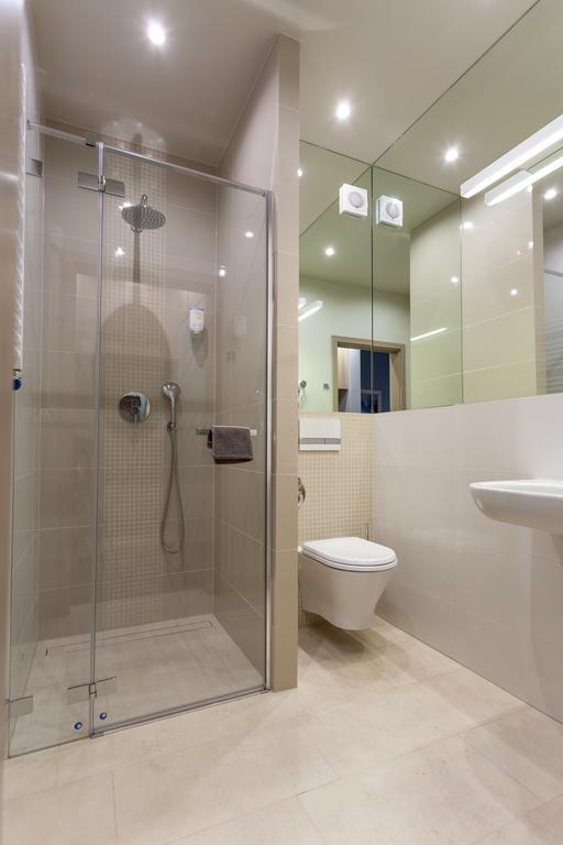 Hotel Ren & Restauracja Browar Kociewski Starogard Gdański Oda fotoğraf